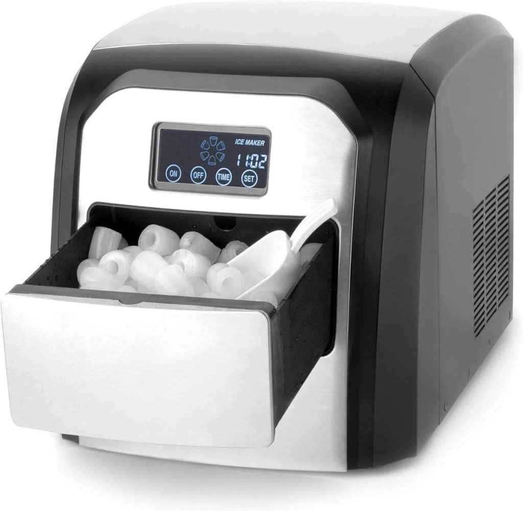 Test de la machine à glace Lacor 69314 : 150 W en action