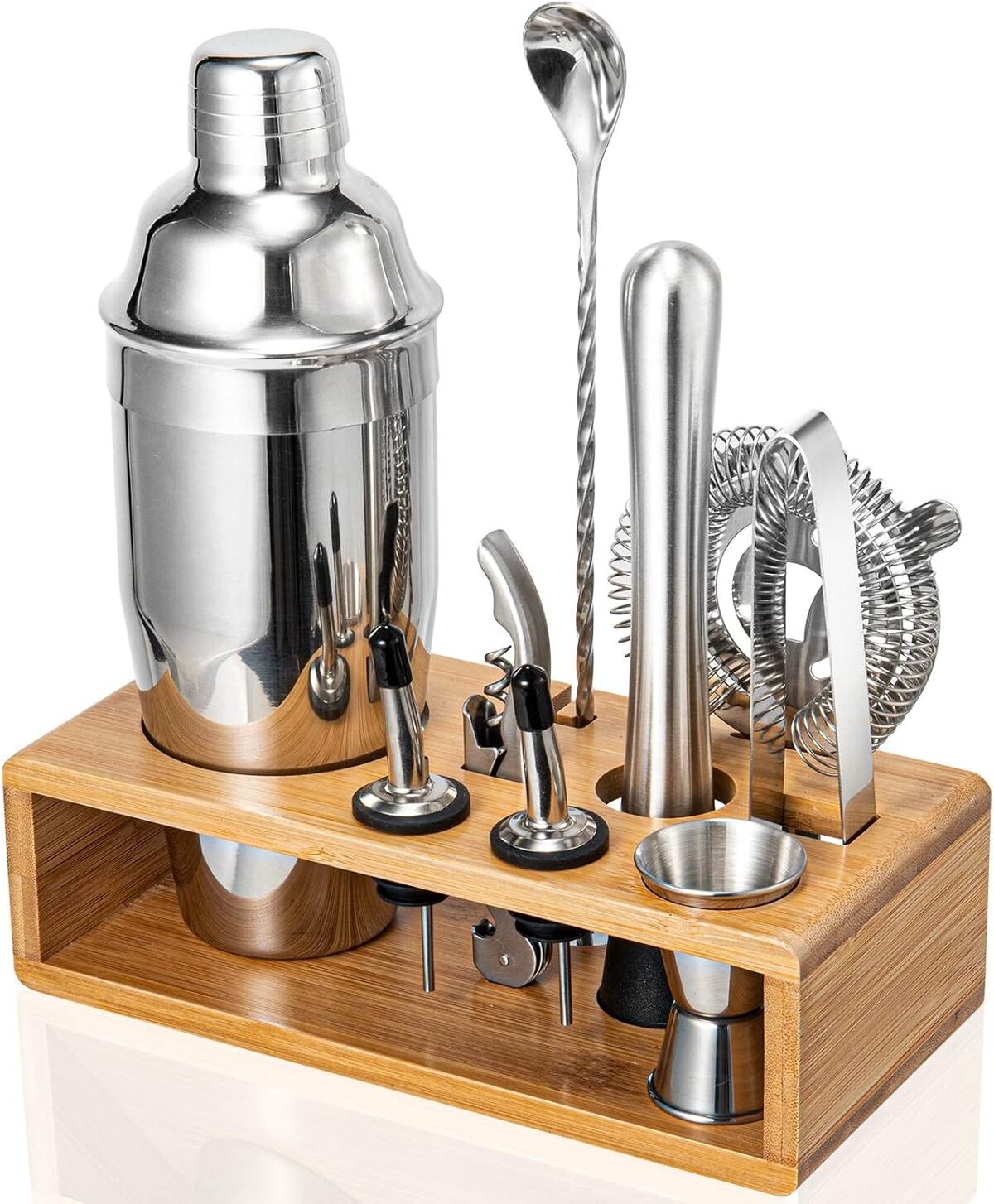 Test de l'ensemble shaker à cocktail Mixology 10 pièces avec support en bambou