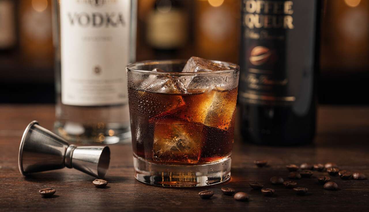 Recette du cocktail Black Russian : un classique intemporel