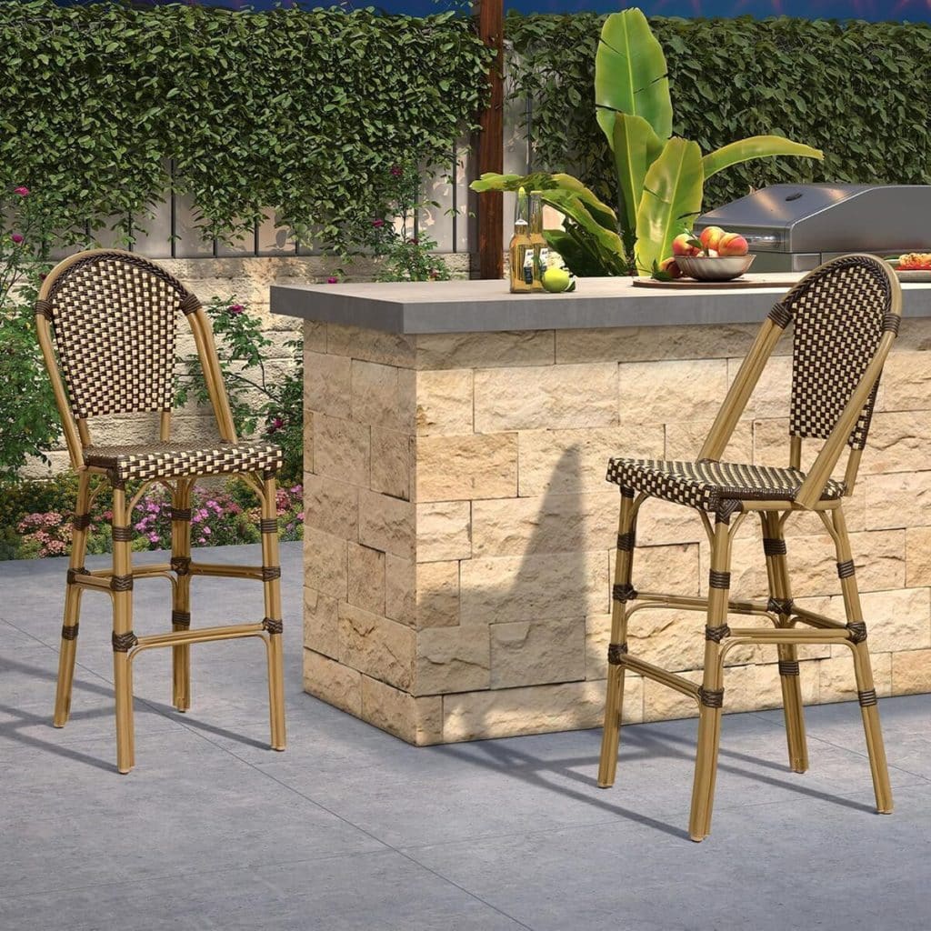 Test des tabourets de bar d'extérieur Purple Leaf en aluminium retro