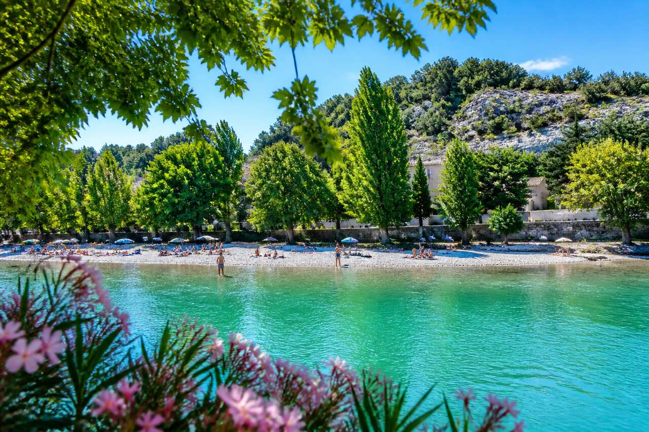 Découvrez Cavaillon Plage : un coin de paradis provençal