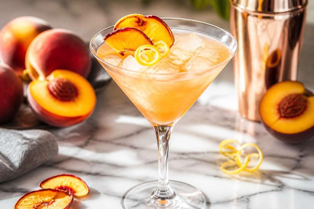 Recette du Peach Martini : le cocktail à la pêche irrésistible